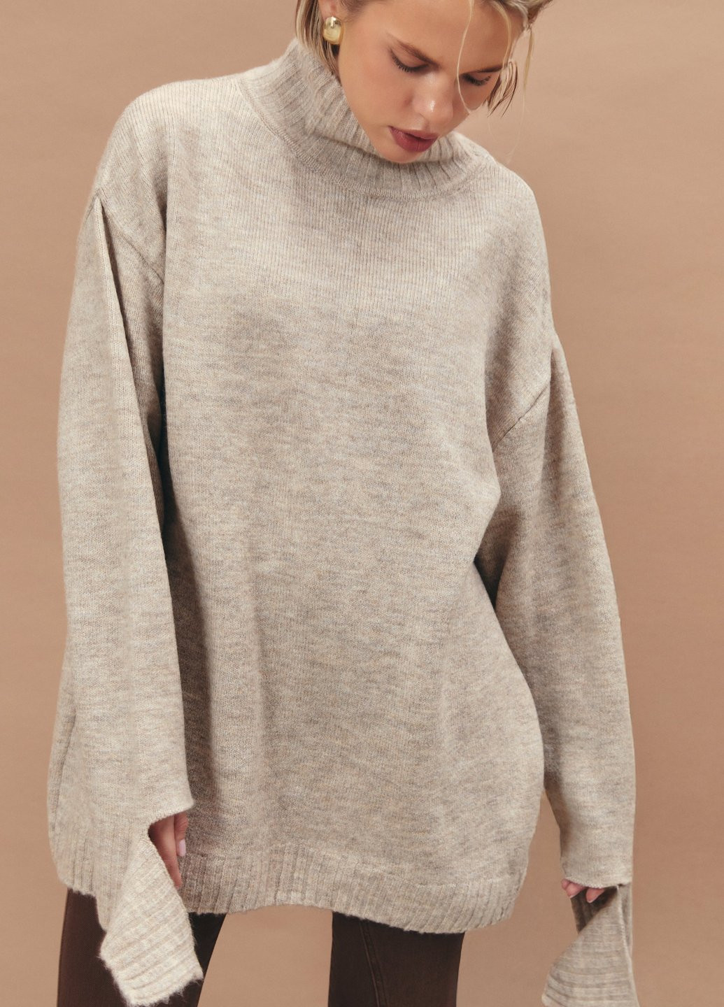 Сіро-бежевий демісезонний светр Gepur