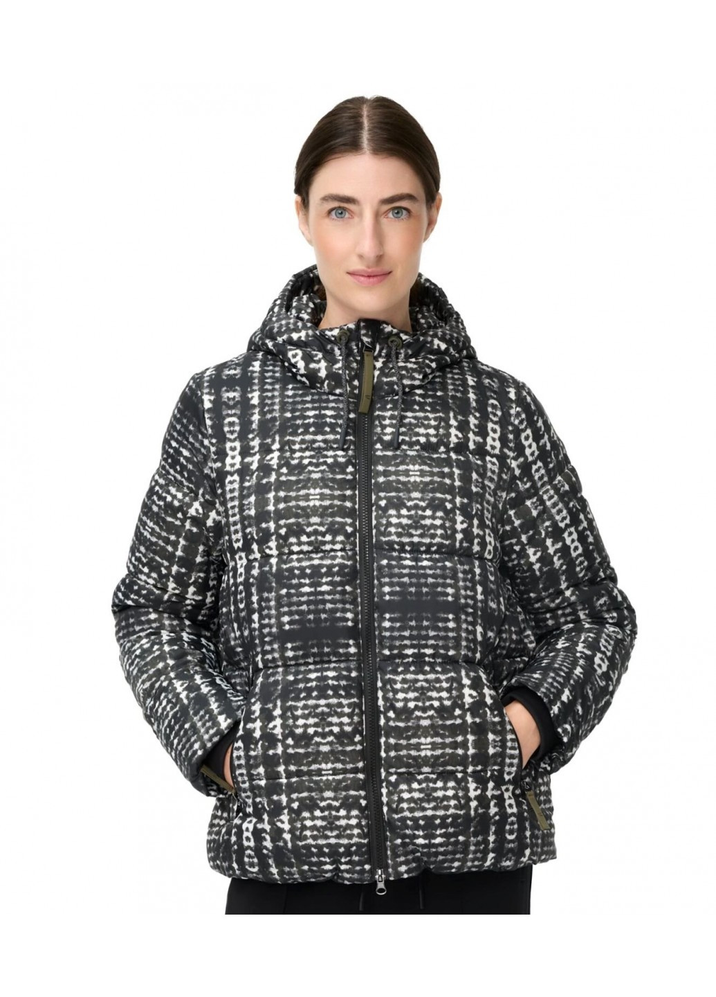 Чорно-біла демісезонна куртка Camel Active 330960-6F23-91