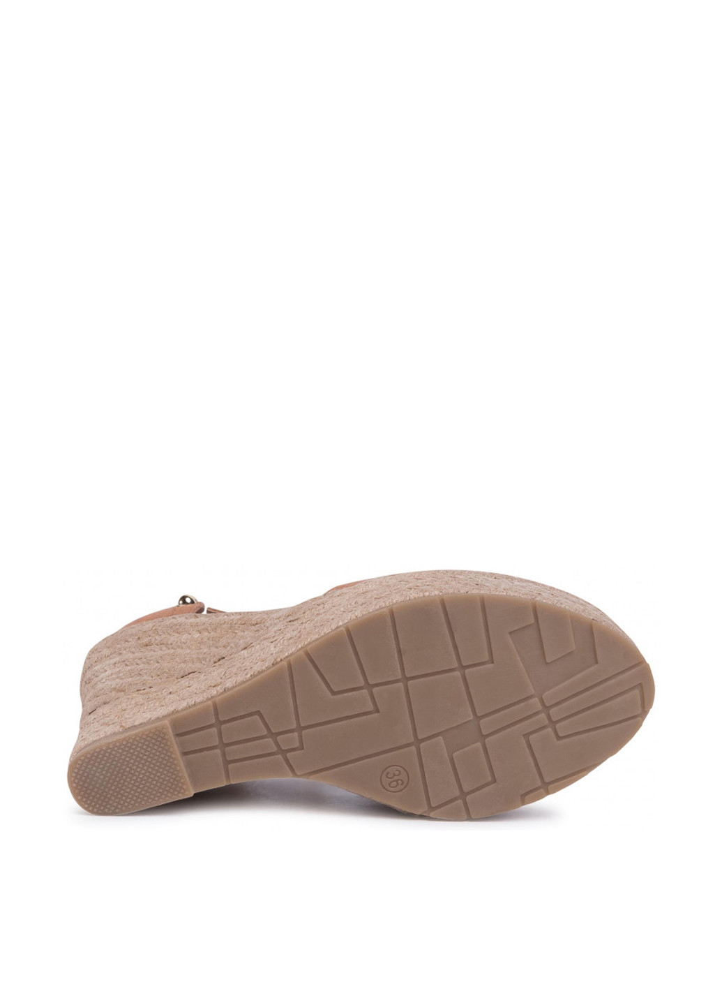 Светло-коричневые сандалі DeeZee с ремешком с заклепками, на плетеной подошве