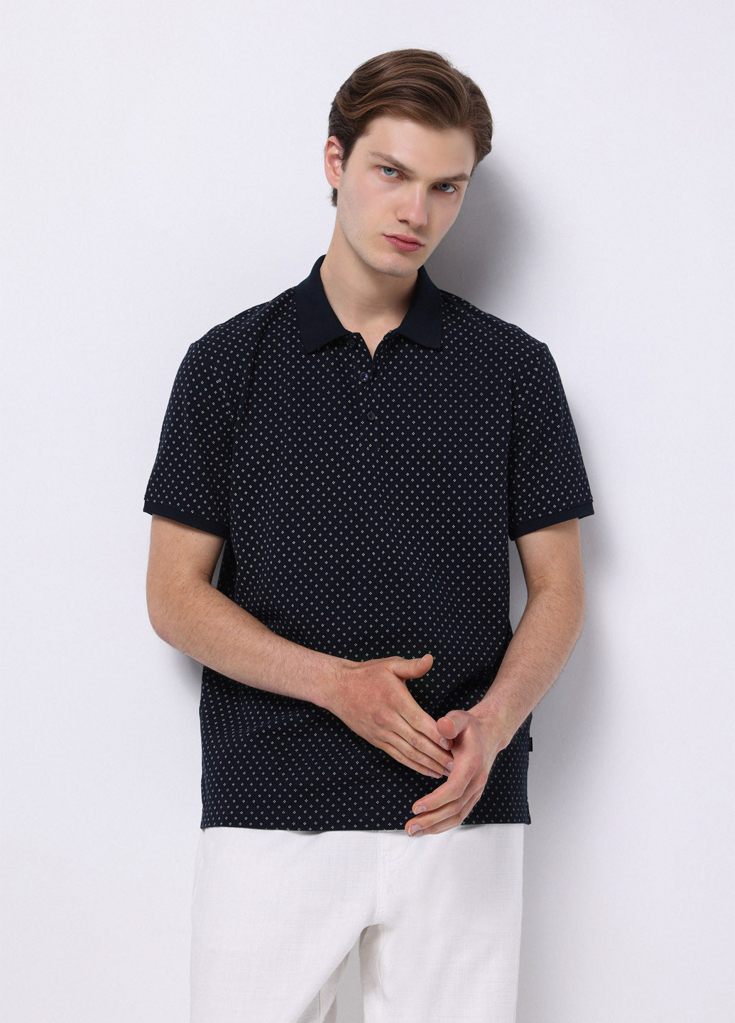 Темно-синяя футболка-поло для мужчин Colin's с геометрическим узором
