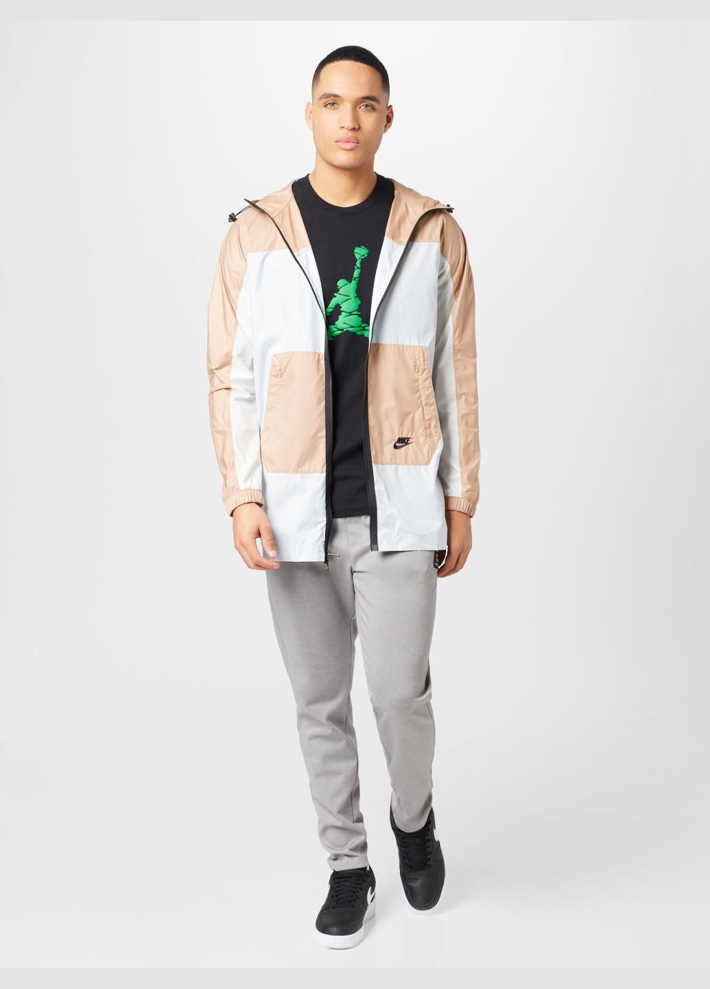 Світло-коричнева демісезонна вітровка Nike NSW SPU WVN JKT