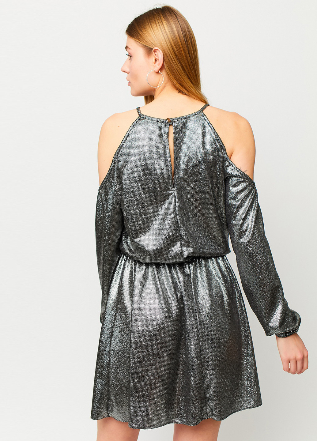 Серебряное коктейльное платье клеш Karree однотонное