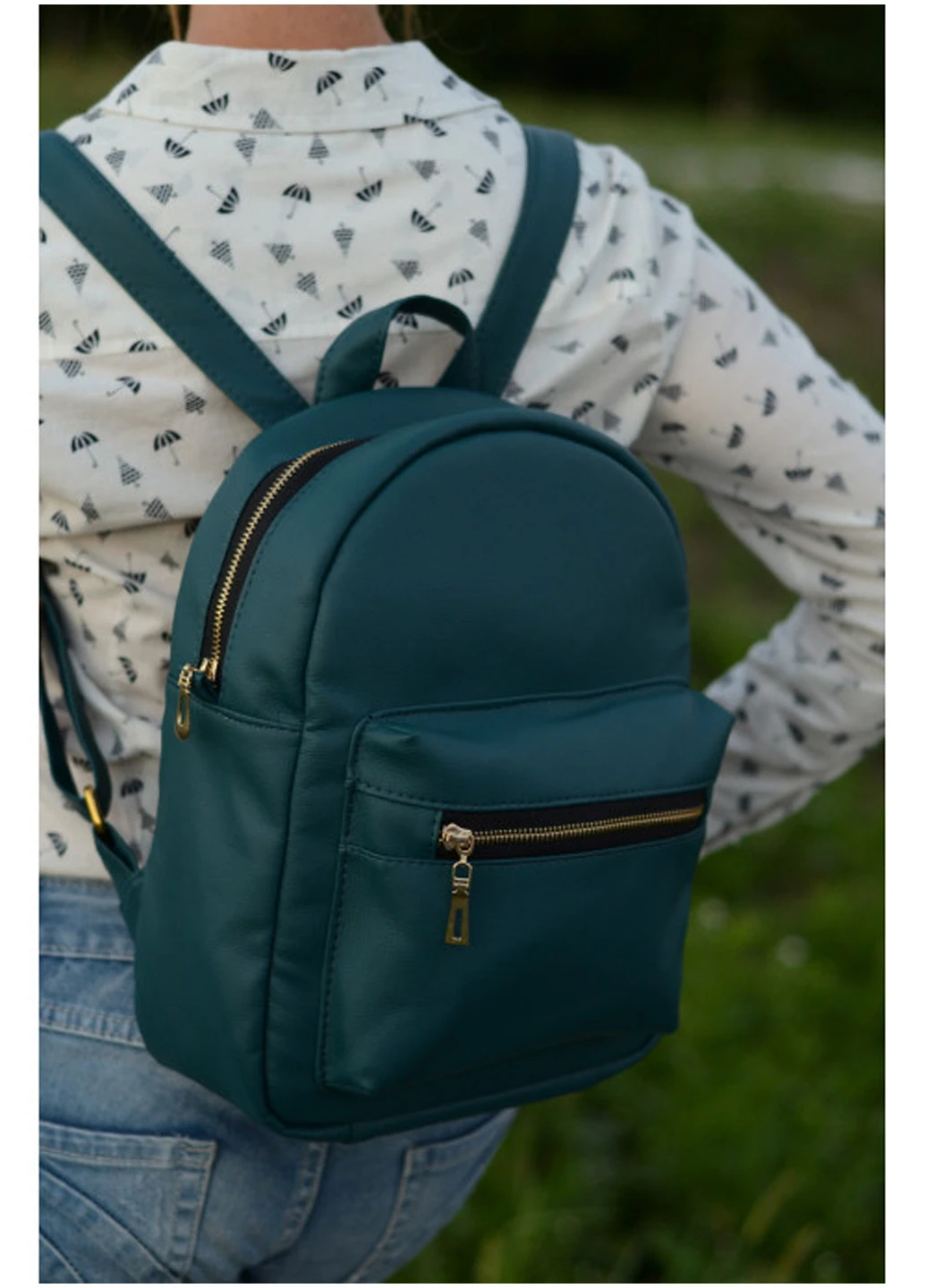 Жіночий рюкзак 32х12х25 см Sambag (210475605)
