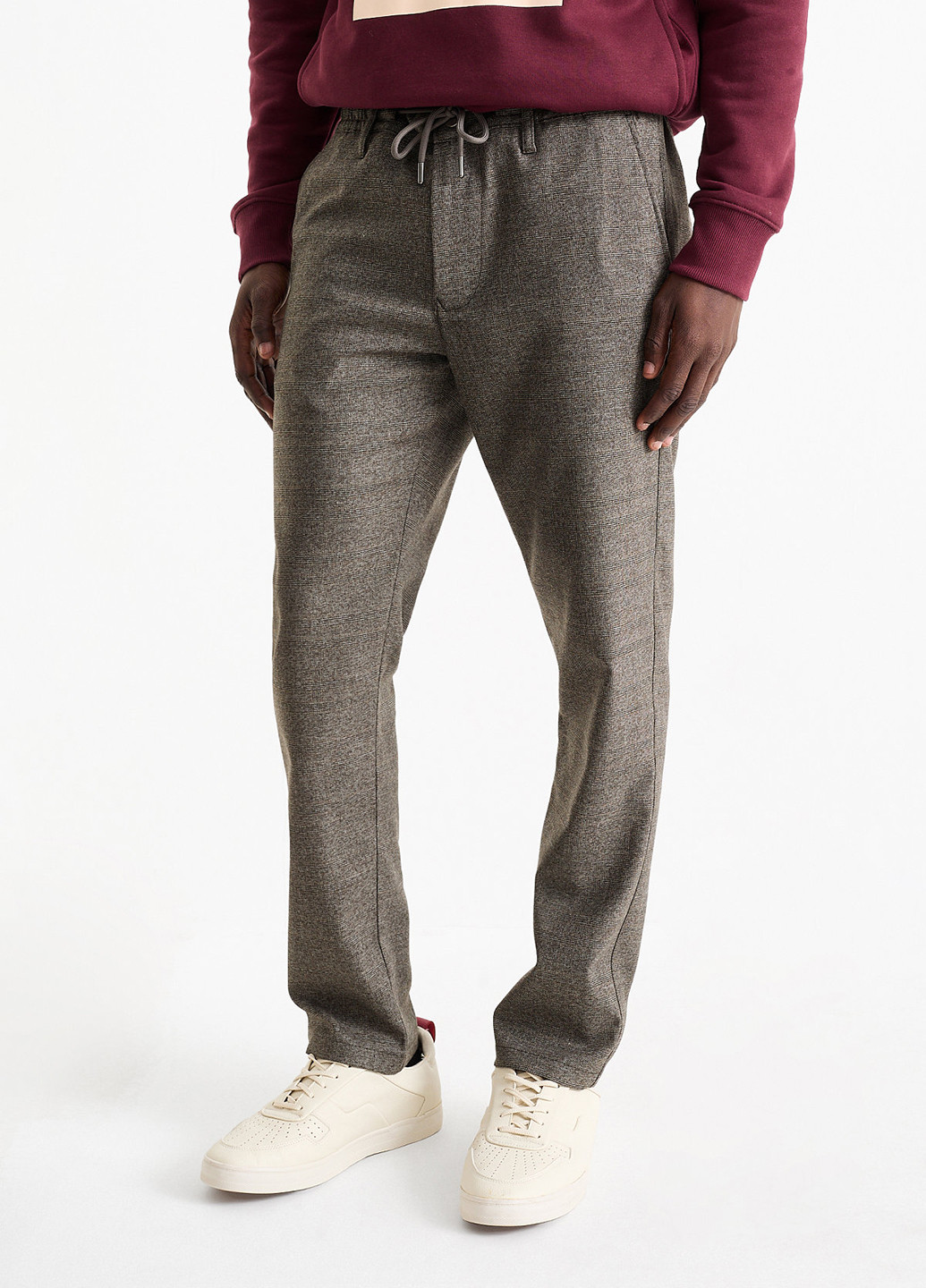 Коричневые кэжуал демисезонные зауженные брюки C&A