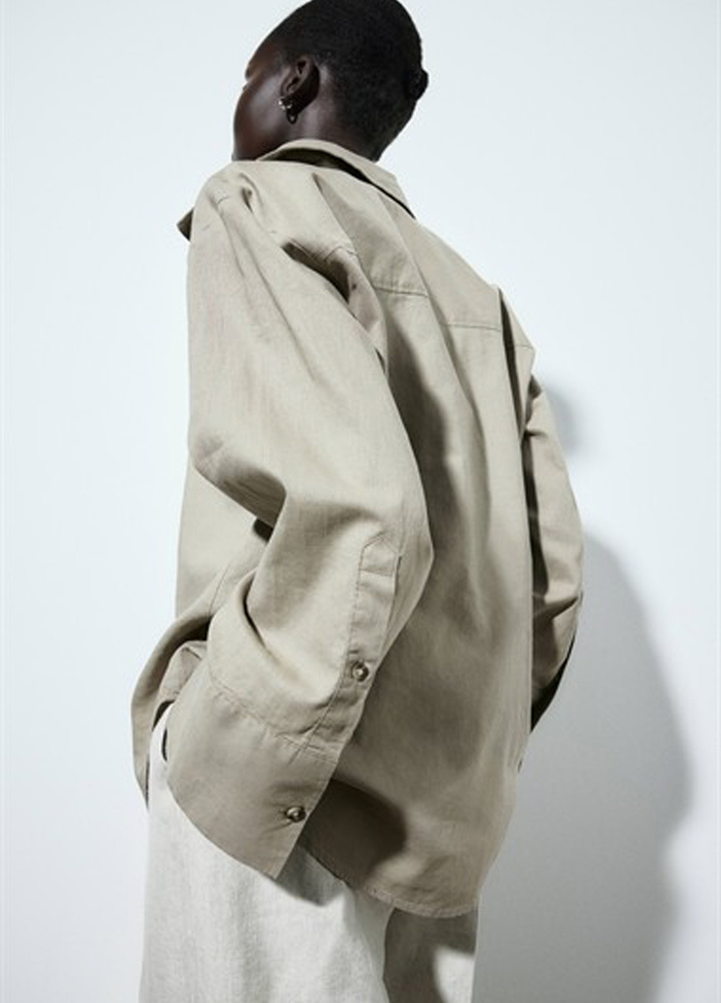 Темно-бежевая кэжуал рубашка однотонная H&M