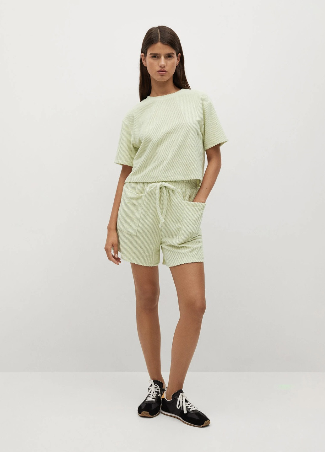 Світло-зелена всесезон бавовняний комплект фроте футболка + шорти Mango SET 2Pack