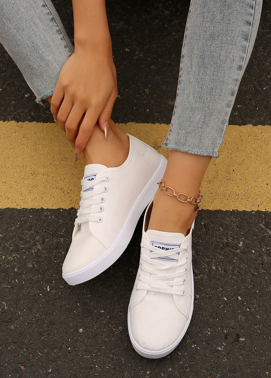 Білі кеди SHEIN