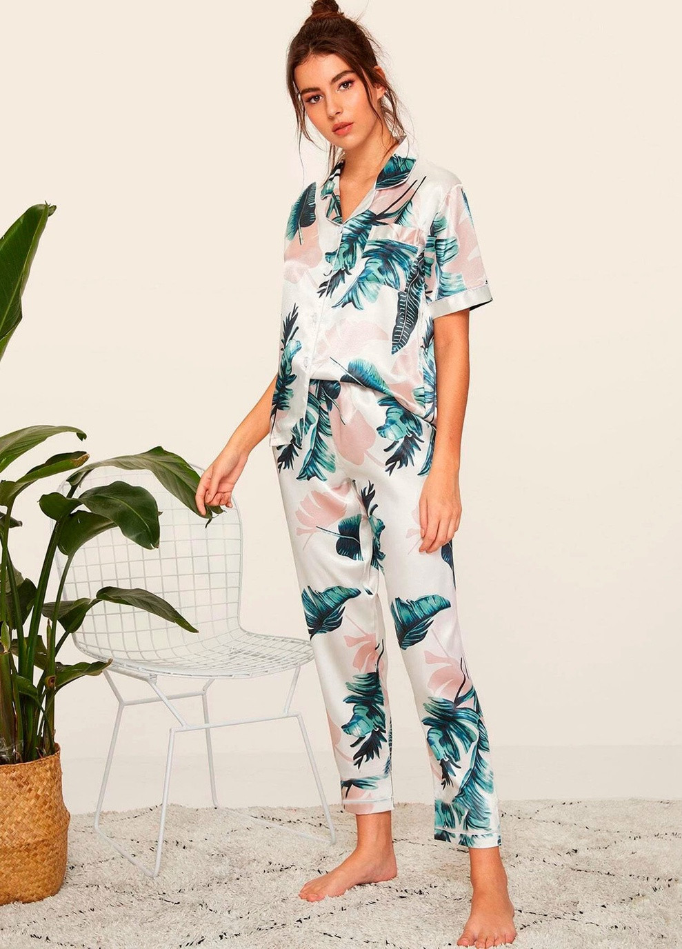 Зеленая всесезон пижама женская palm leaf рубашка + брюки Berni Fashion 58301