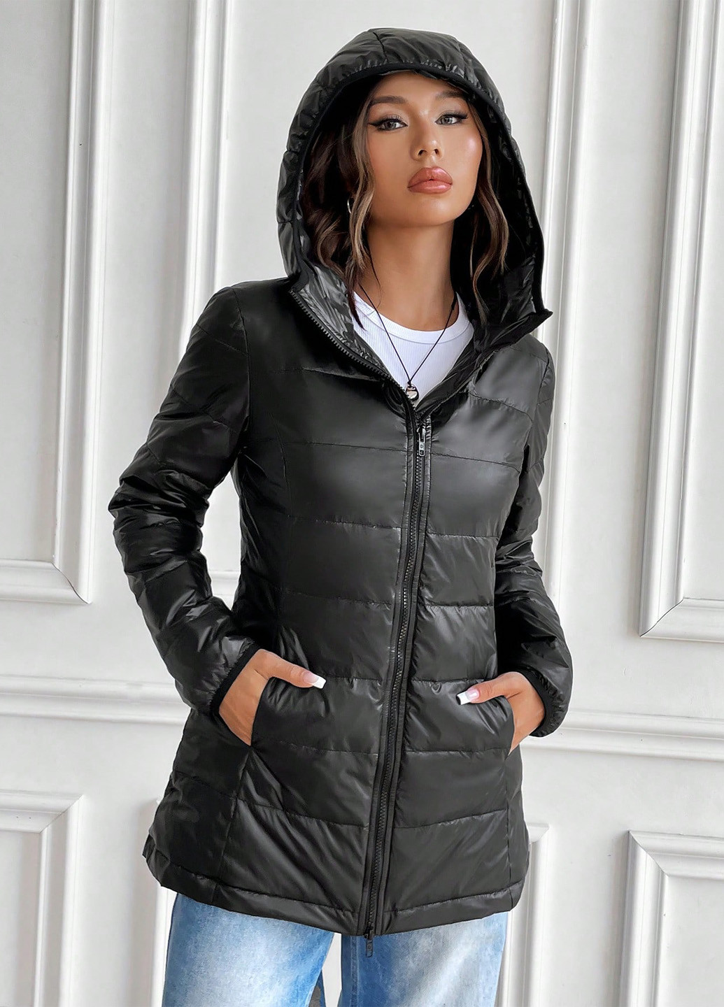 Чорна зимня куртка SHEIN