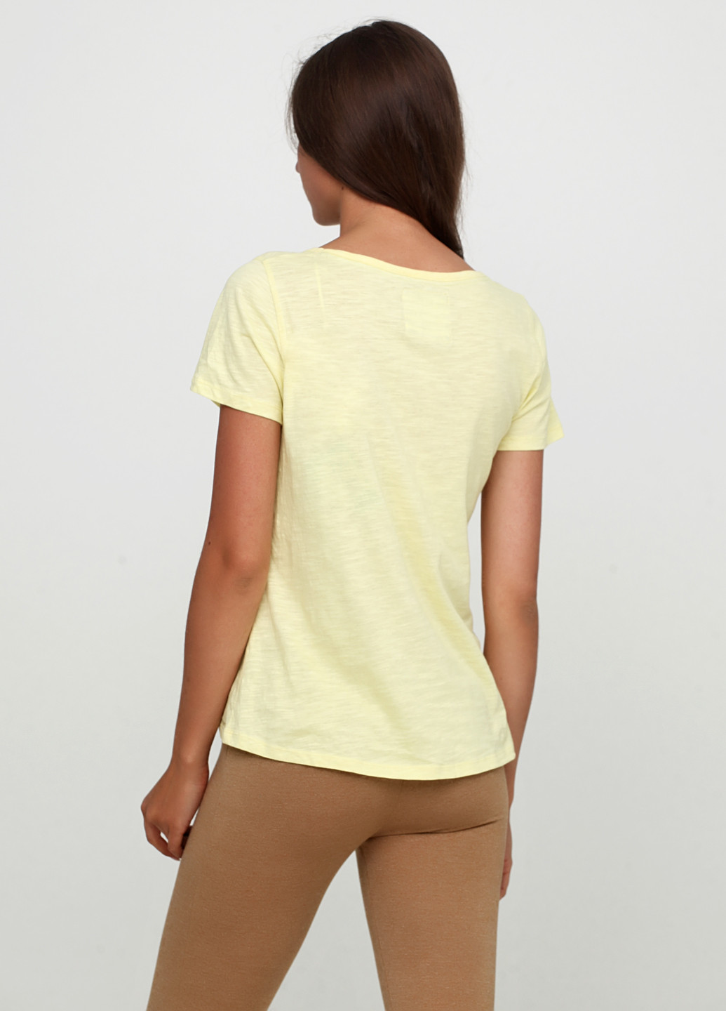 Светло-желтая летняя футболка POETICGEM