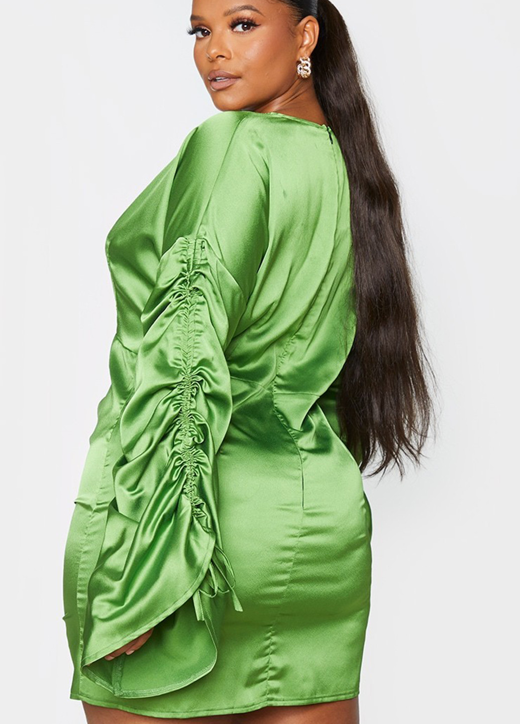 Зелена кежуал сукня футляр PrettyLittleThing однотонна