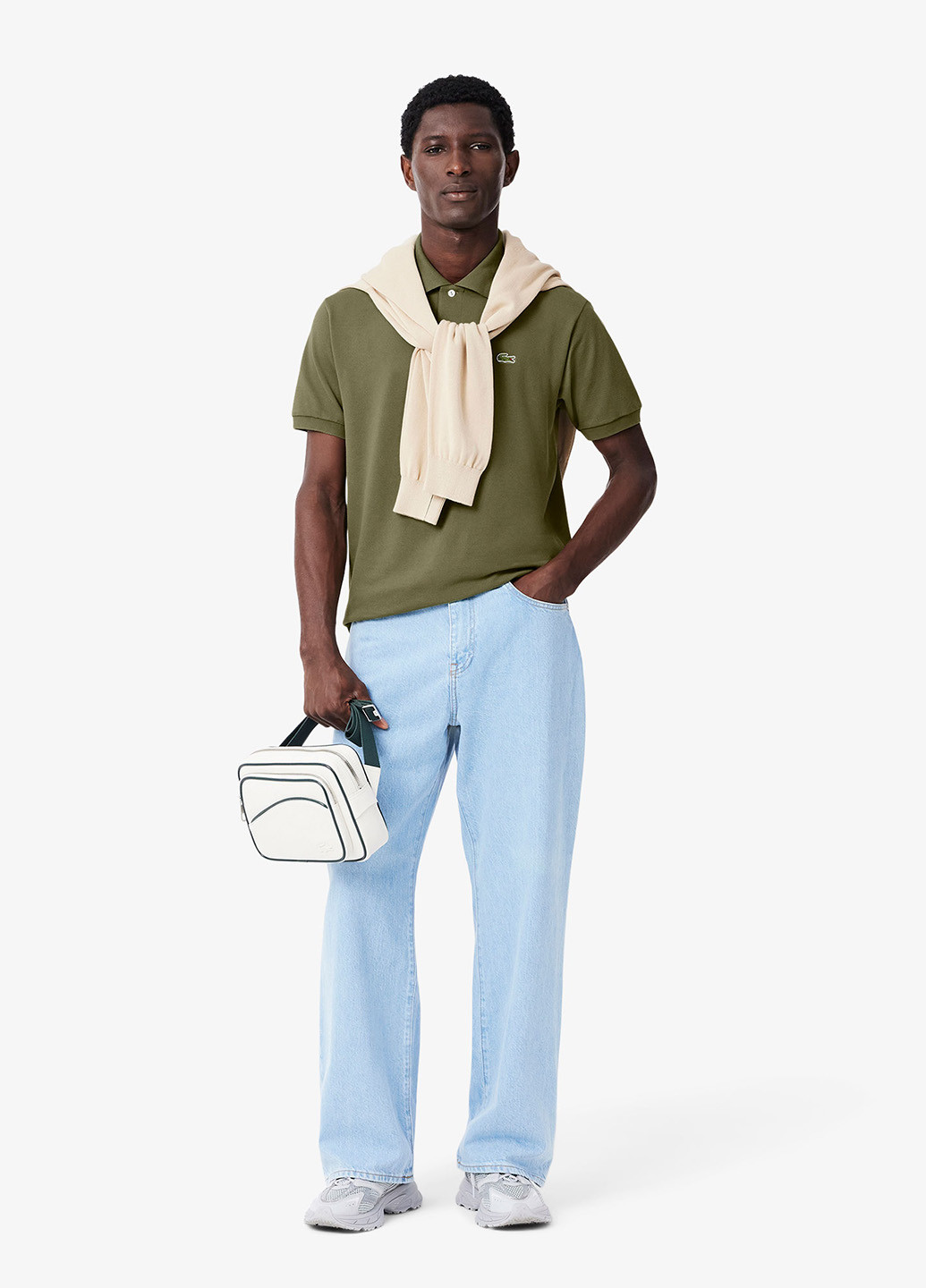 Оливковая (хаки) футболка-поло для мужчин Lacoste однотонная