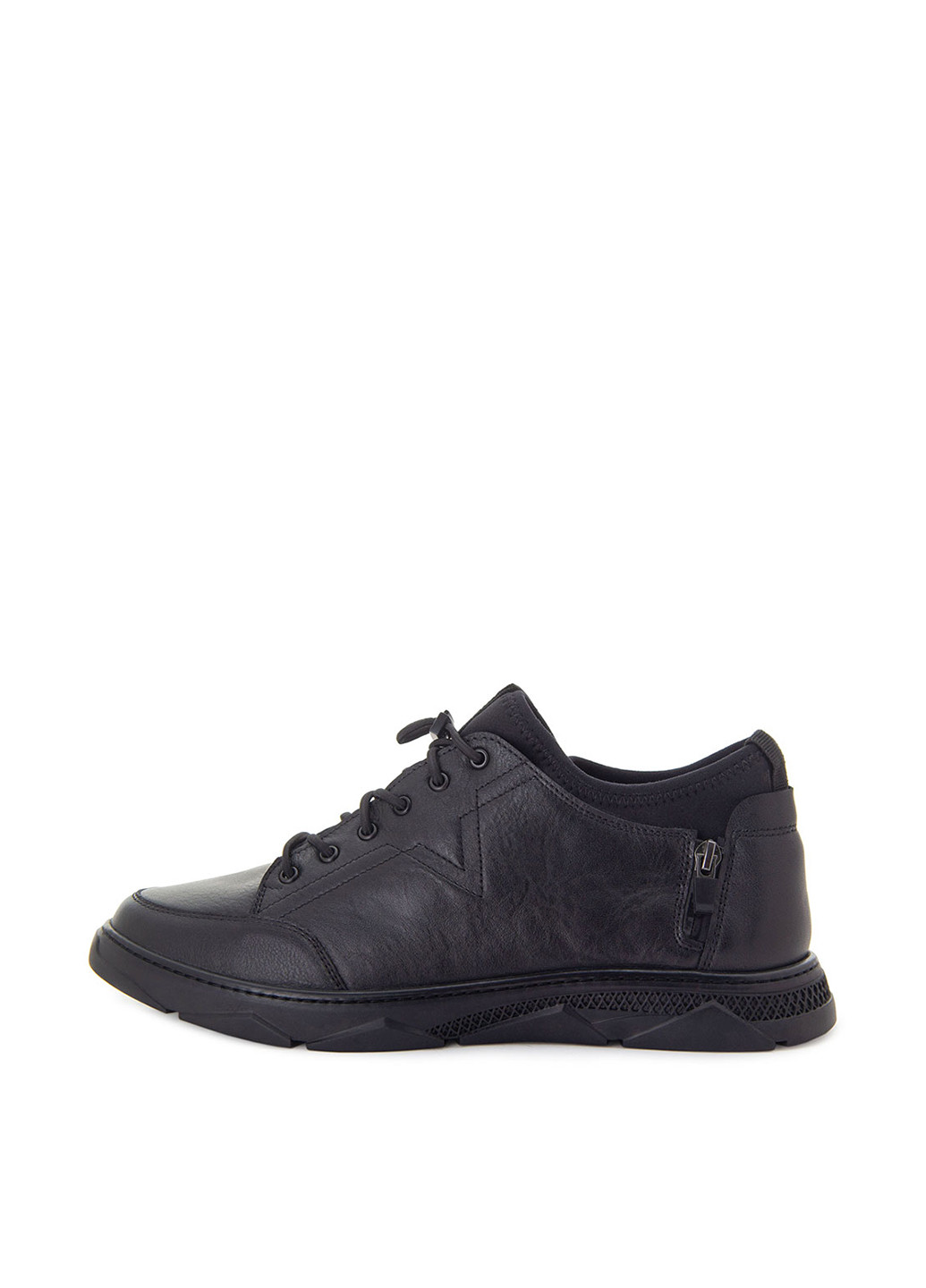 Черные осенние ботинки Tomfrie