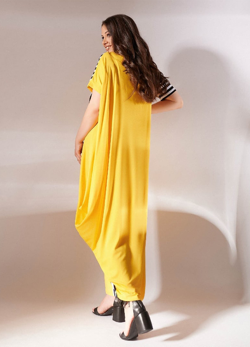 Жовтий повсякденний сукня а-силует, сукня-футболка, оверсайз LibeAmore в смужку