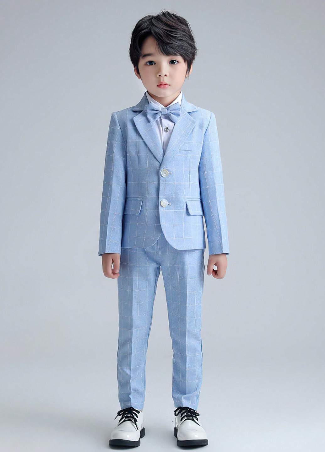 Блакитний демісезонний костюм (піджак, штани, краватка-метелик) трійка SHEIN