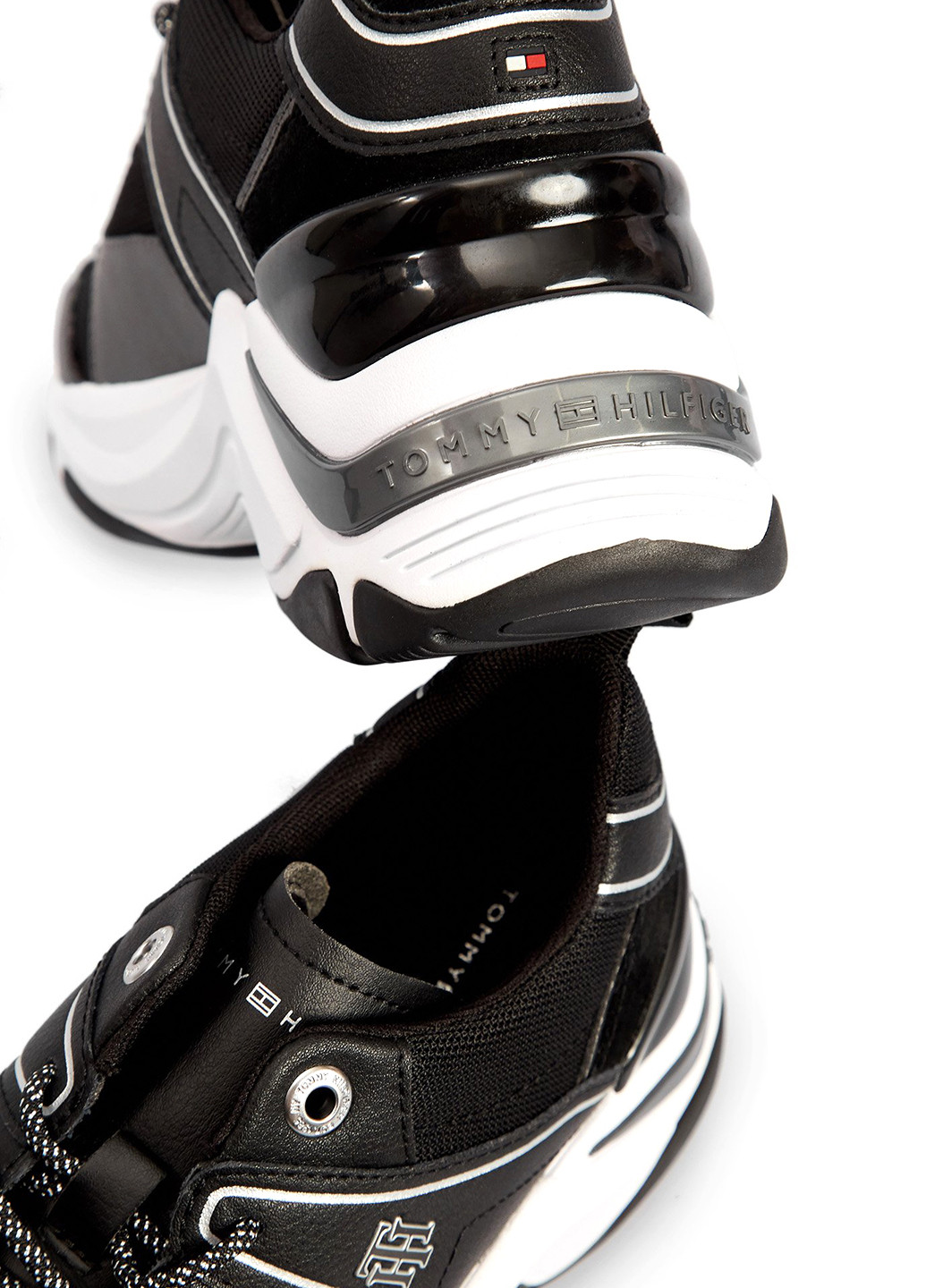 Чорні всесезонні кросівки Tommy Hilfiger