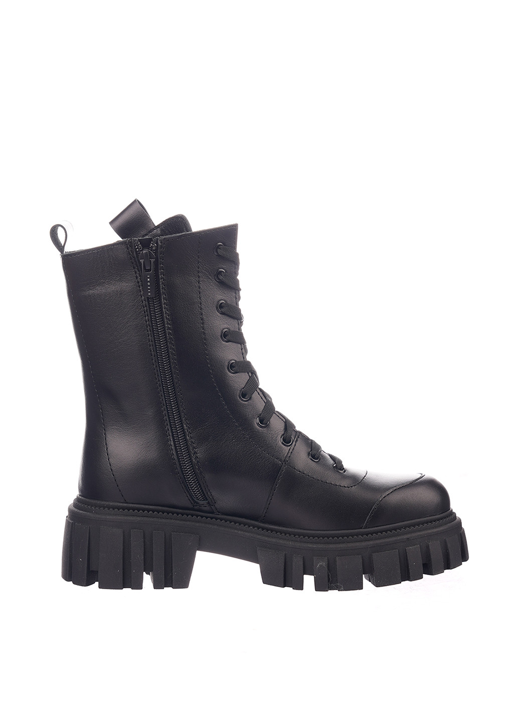 Осенние ботинки берцы Bizoni на тракторной подошве