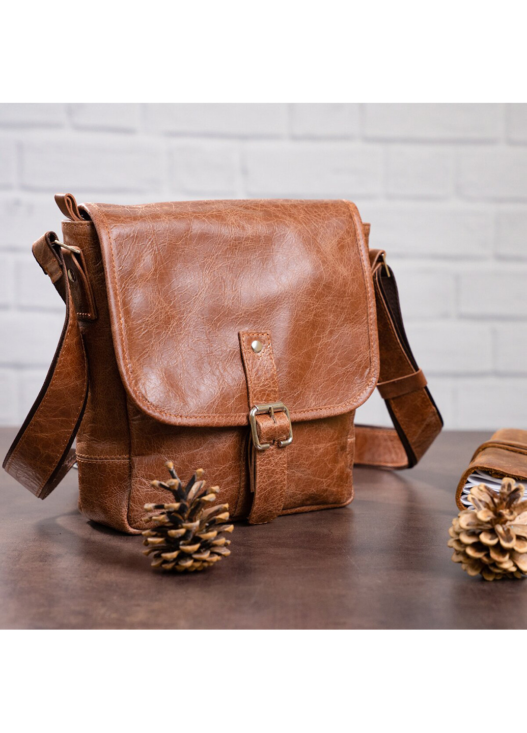 Чоловіча шкіряна сумка 22х23х7 см Shvigel (252133273)