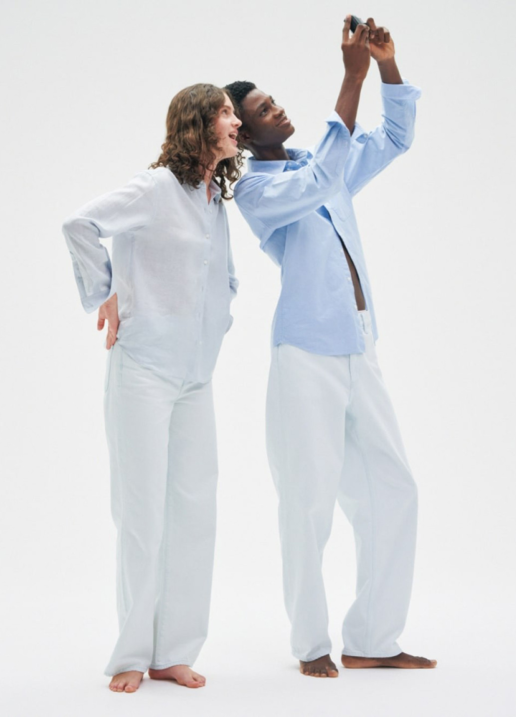 Голубые демисезонные джинсы Uniqlo