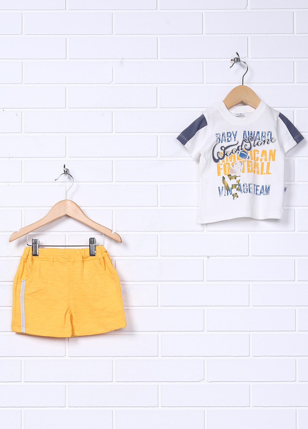 Жовтий літній комплект (футболка, шорти) Twetoon