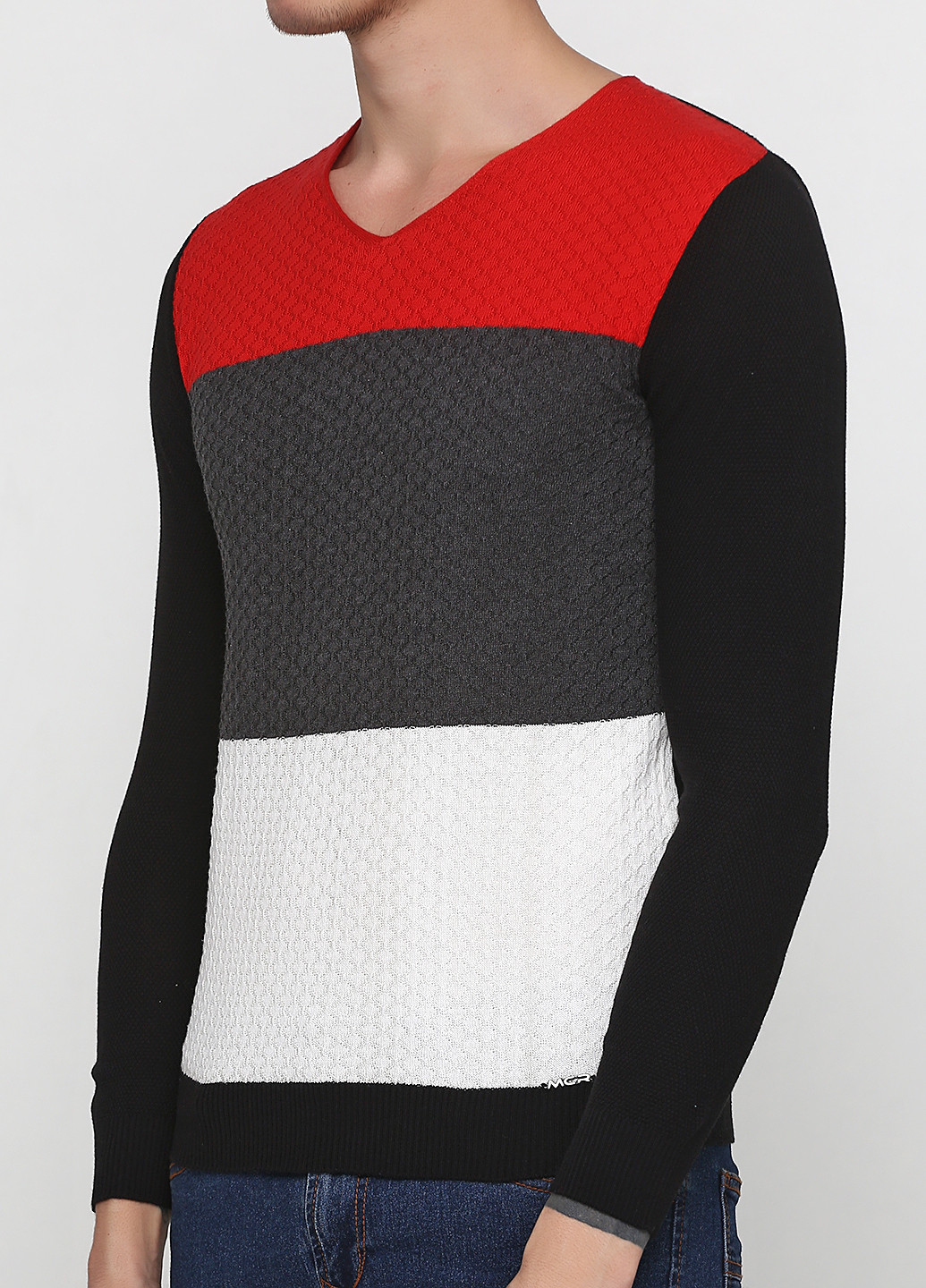 Черный демисезонный пуловер пуловер MCR