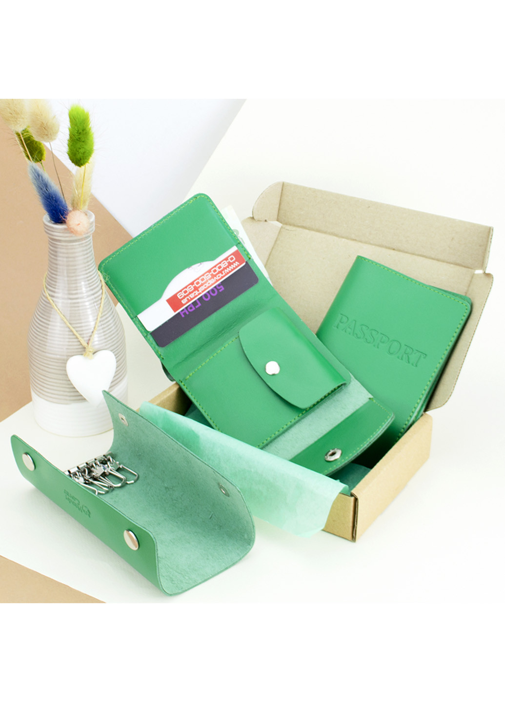 Подарочный набор женский №54 (зеленый) кошелек + ключница + обложка на паспорт HandyCover (253447179)