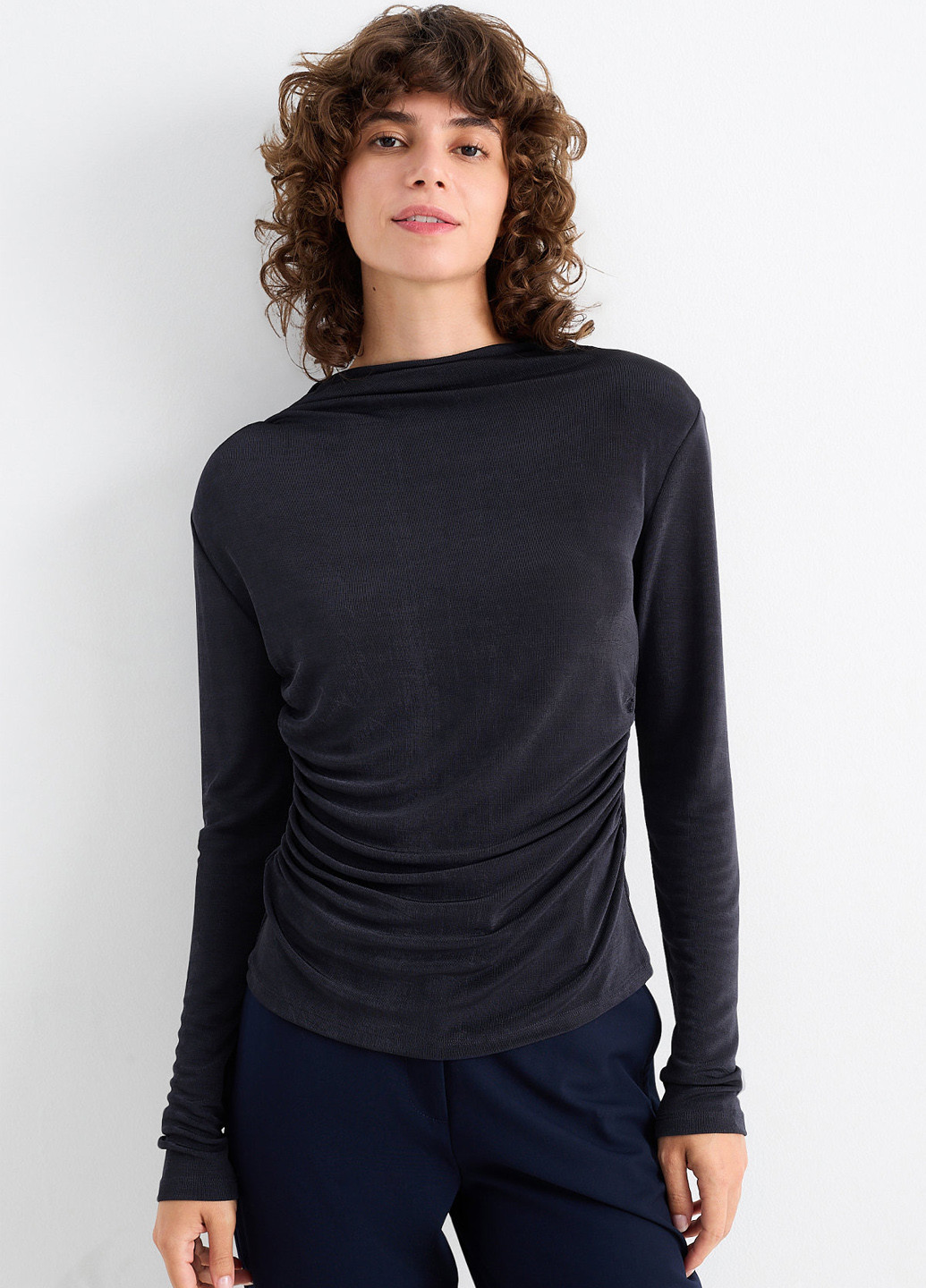 Темно-синій демісезонний светр C&A