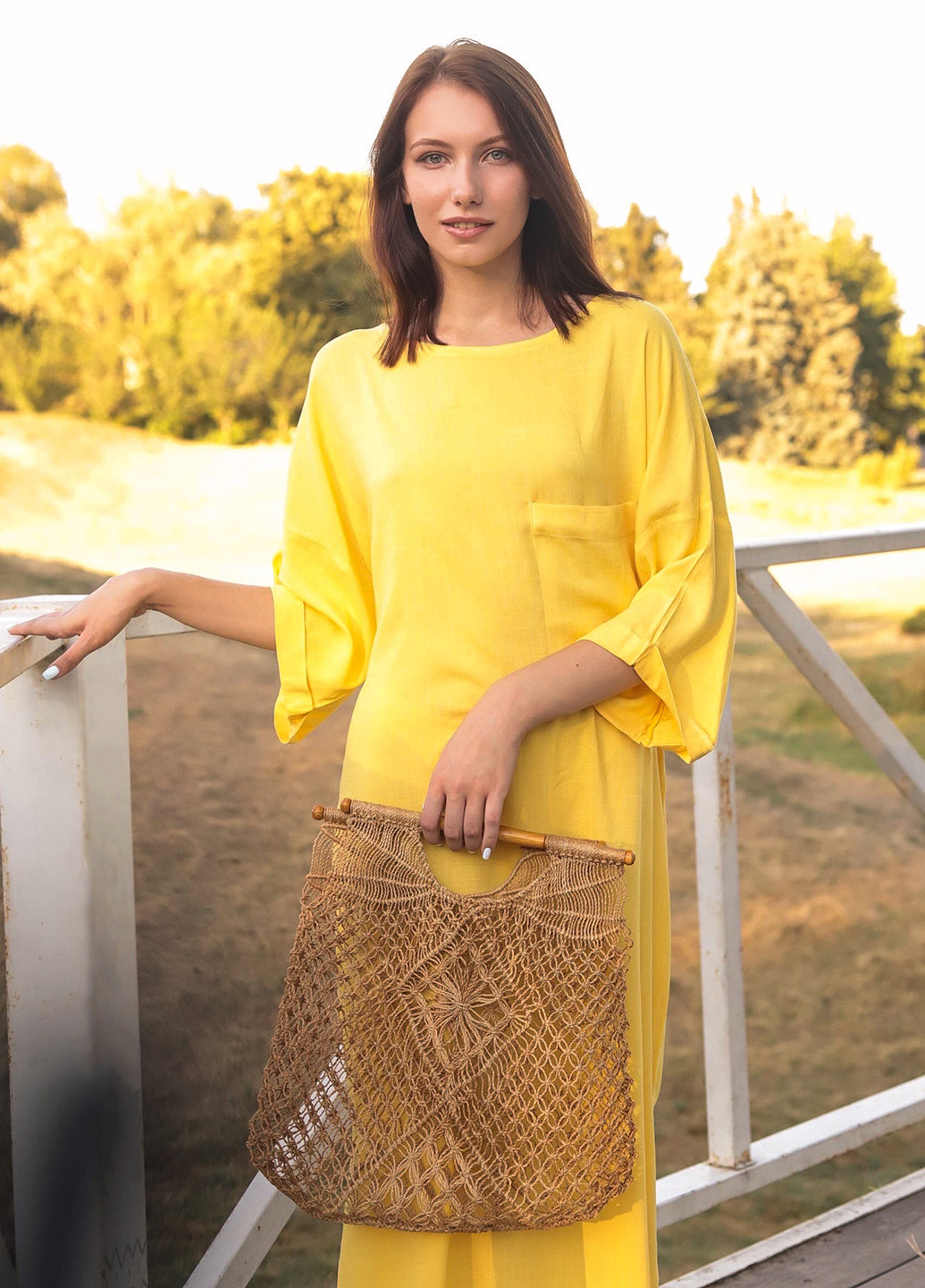 Желтое кэжуал платье оверсайз INNOE однотонное