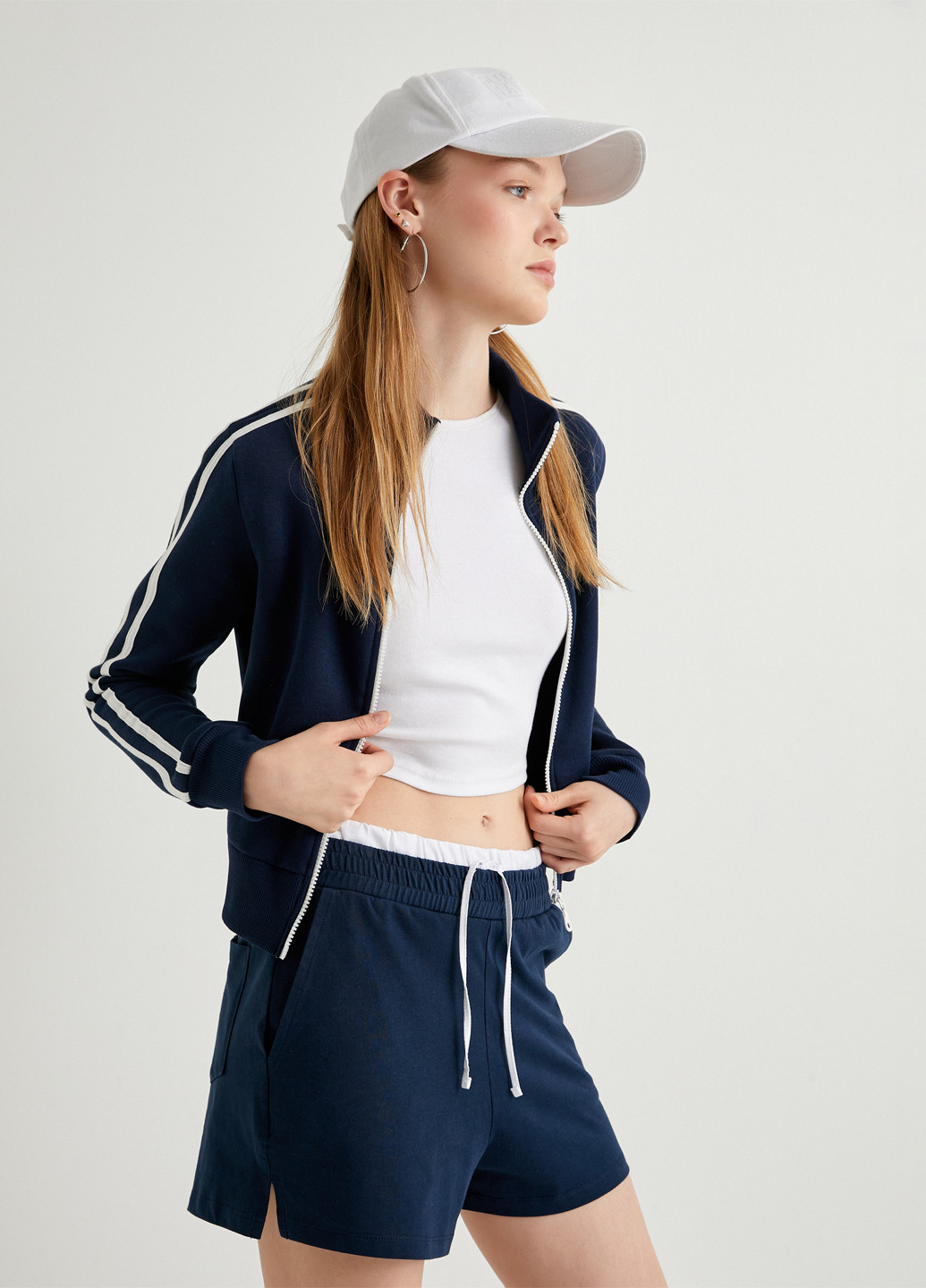 Шорты KOTON (329437412)