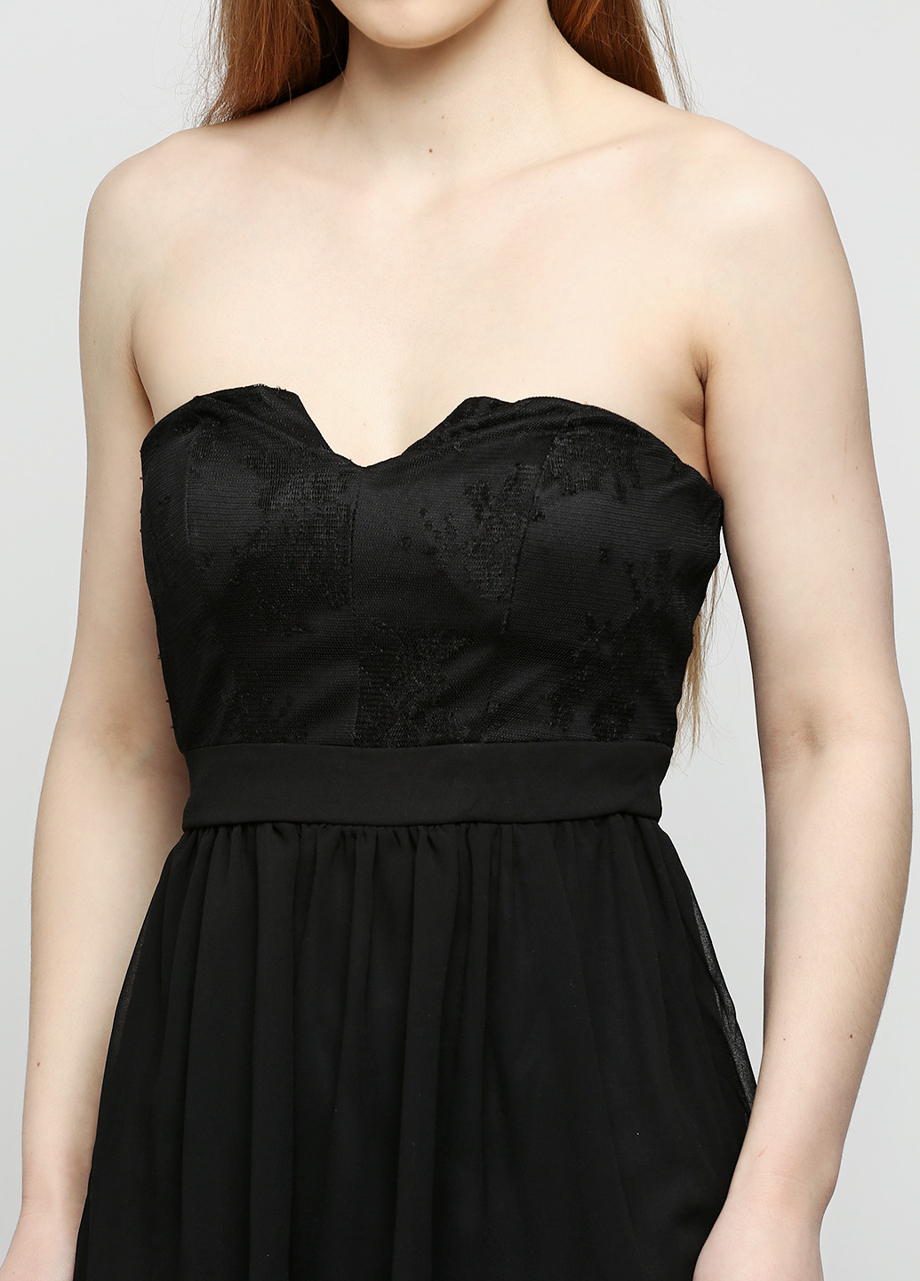Черное коктейльное платье Elise Ryan