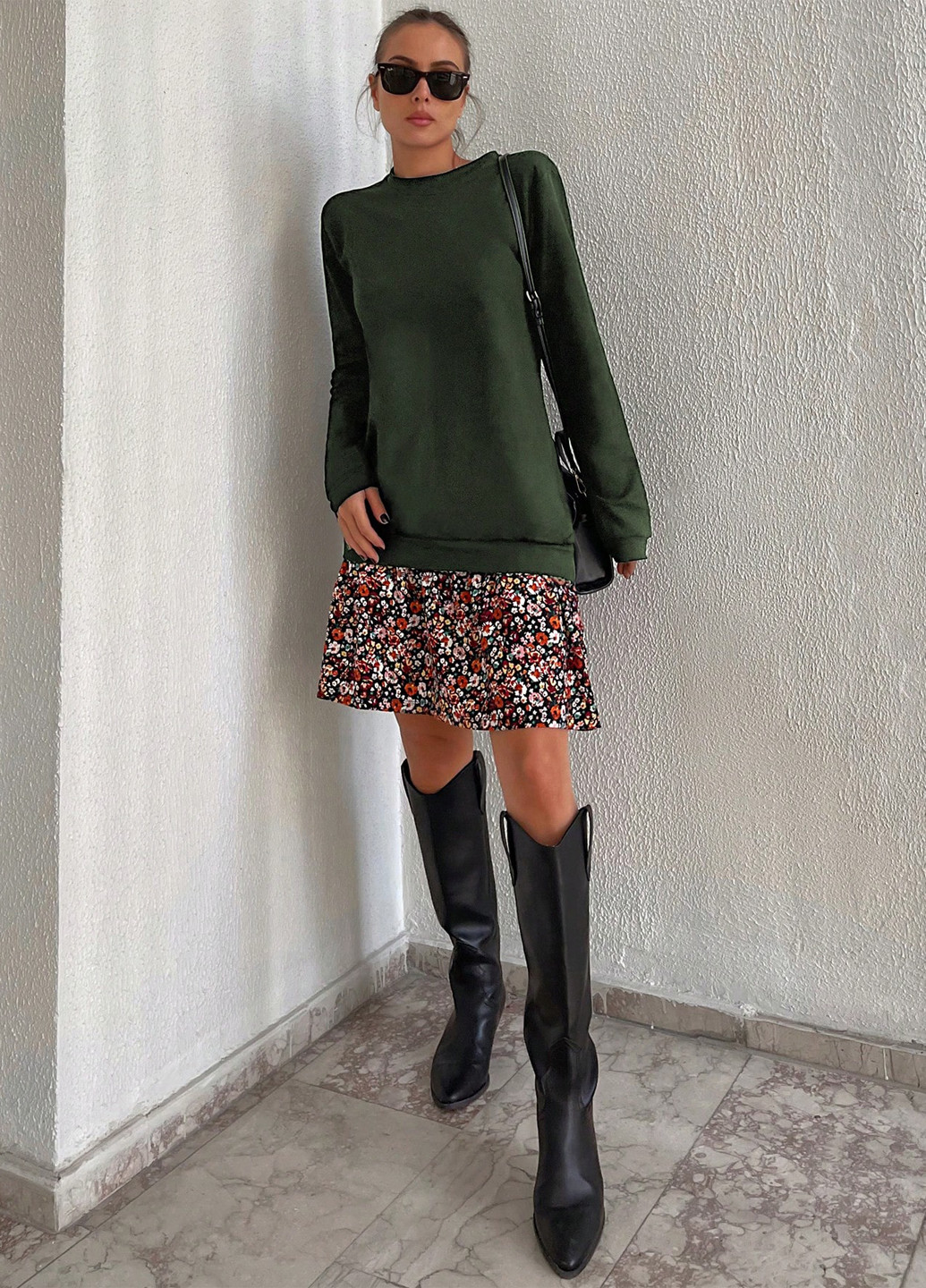 Хаки свитшот SHEIN однотонный без декора (316158183)