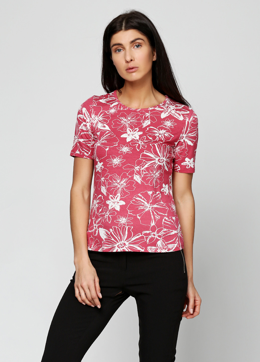 Розово-лиловая летняя футболка Cliff