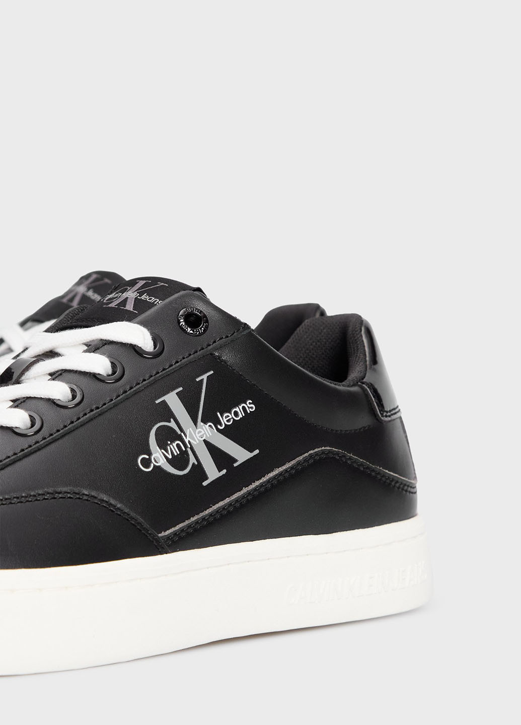 Кросівки Calvin Klein Jeans чорні всесезони (366438476)