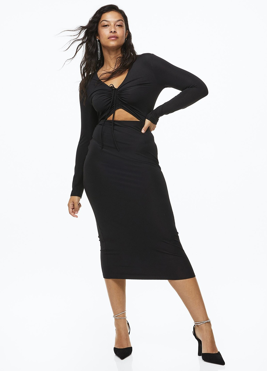 Черное кэжуал платье силуэтная H&M однотонное