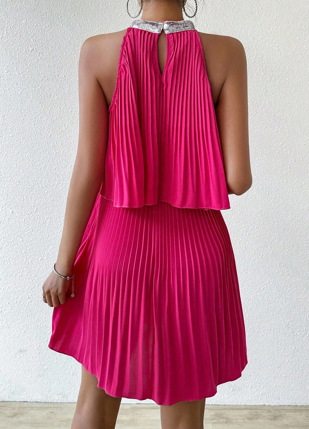 Фуксинова (кольору Фукія) коктейльна сукня а-силует, плісована SHEIN однотонна