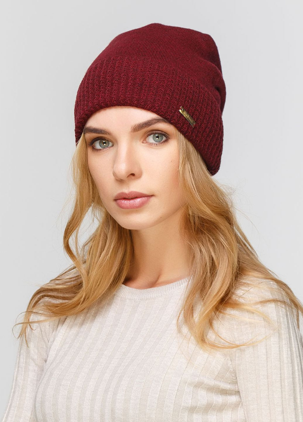 Тепла зимова вовняна жіноча шапка з відворотом на флісовій підкладці 550408 DeMari 77 ненси (237903988)