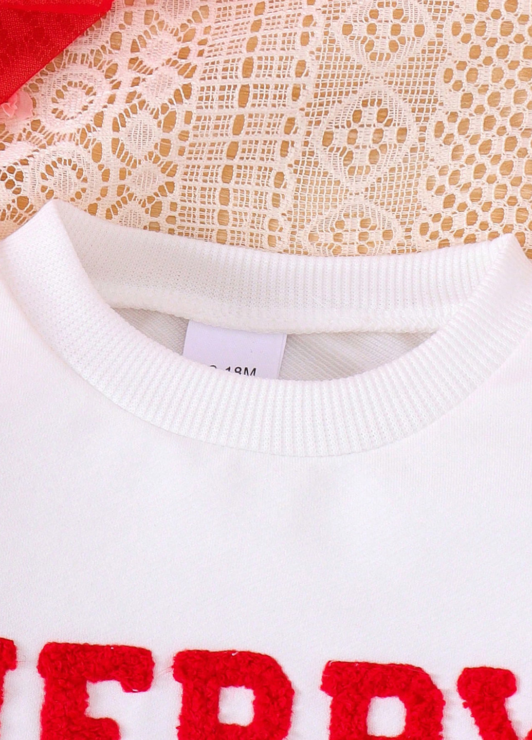 Комбинированный зимний костюм (свитшот, юбка) юбочный SHEIN