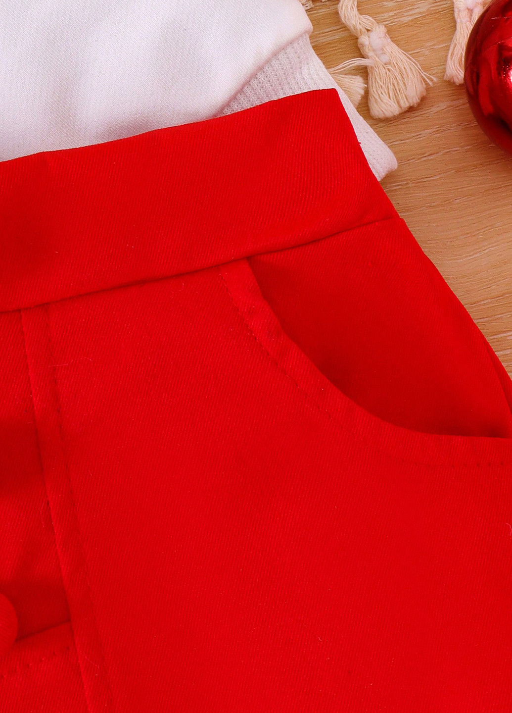 Комбинированный зимний костюм (свитшот, юбка) юбочный SHEIN