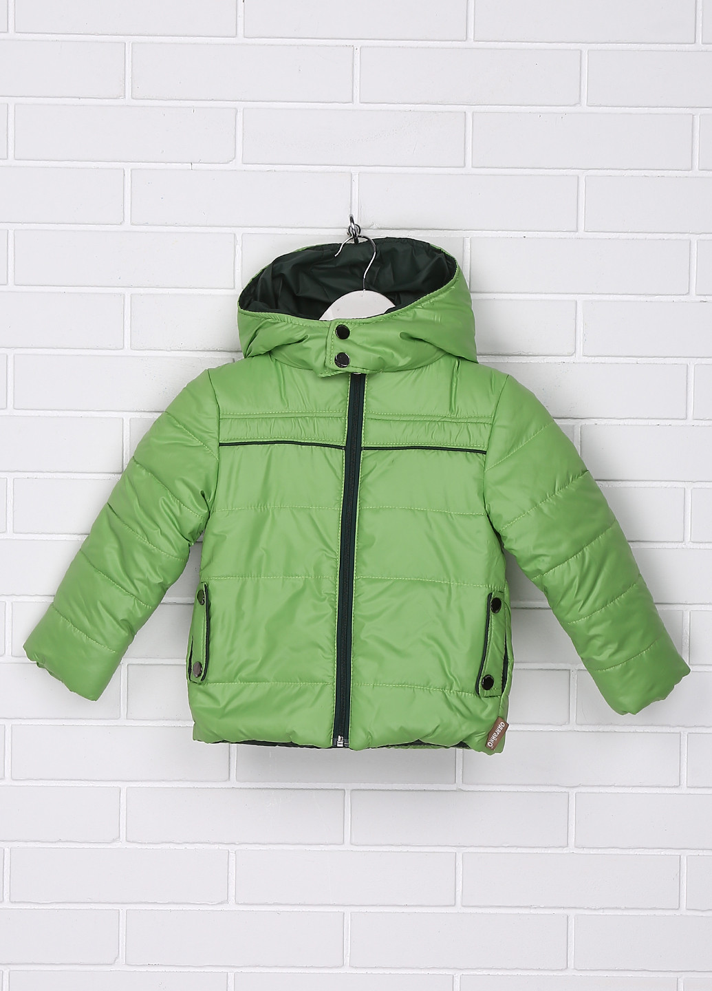 Зеленая зимняя куртка Одягайко