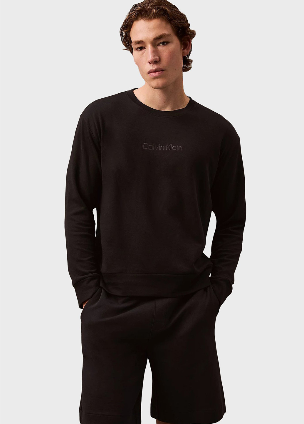 Черный свитшот Calvin Klein однотонный вышивка (366438694)