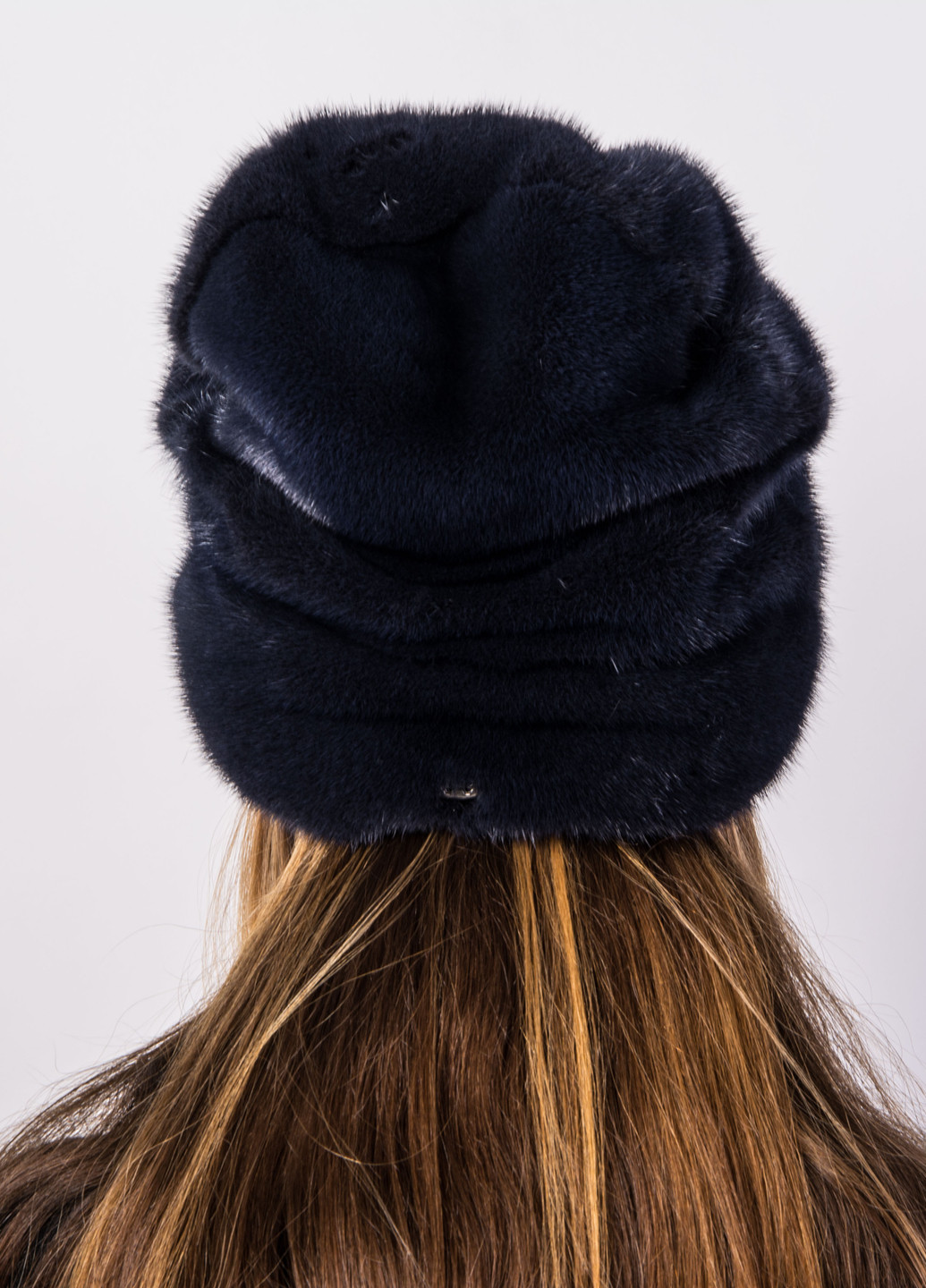 Женская шапка кубанка из меха цельной норки Меховой Стиль рукавичка (246938085)