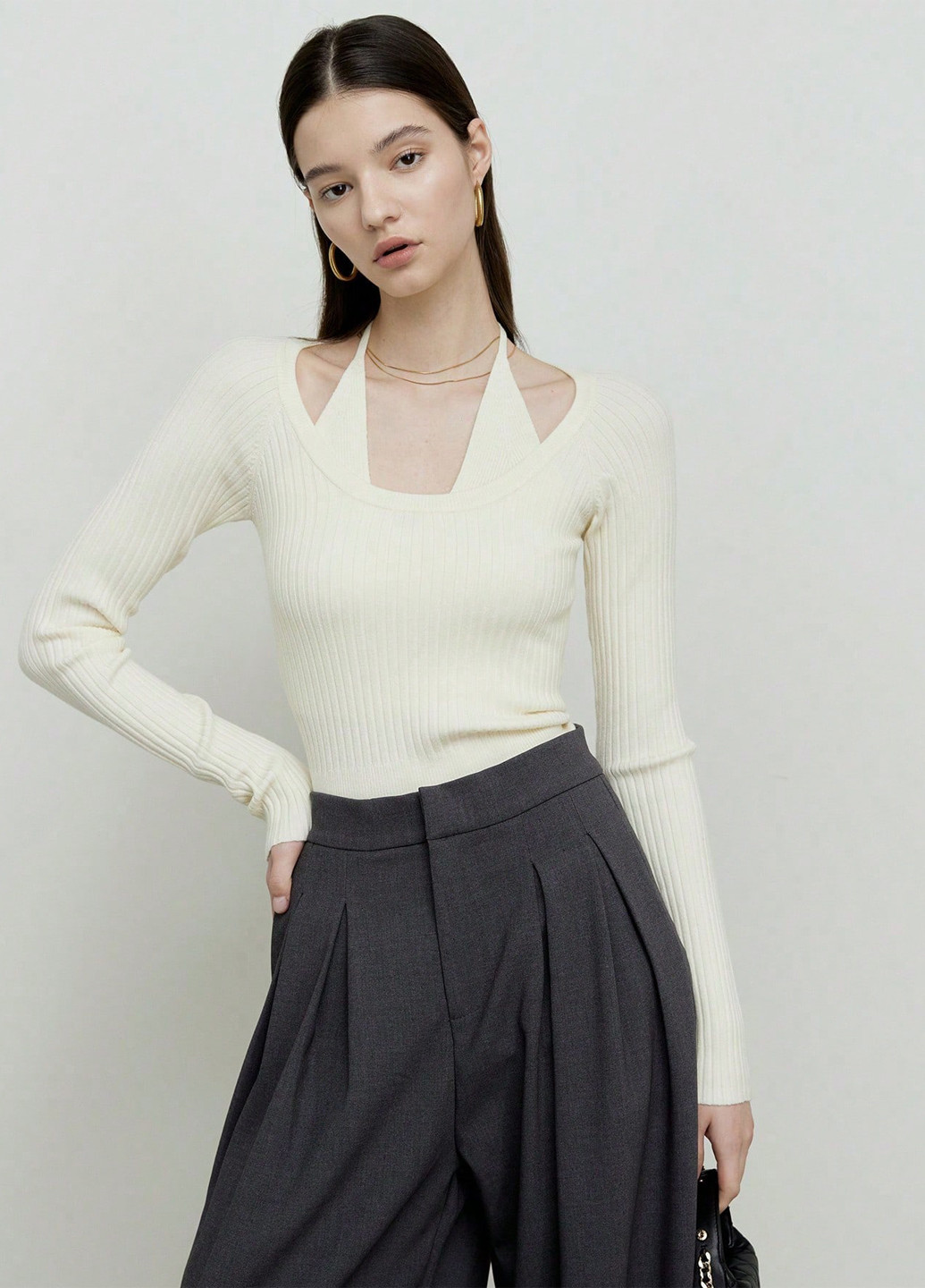 Бежевий демісезонний светр SHEIN