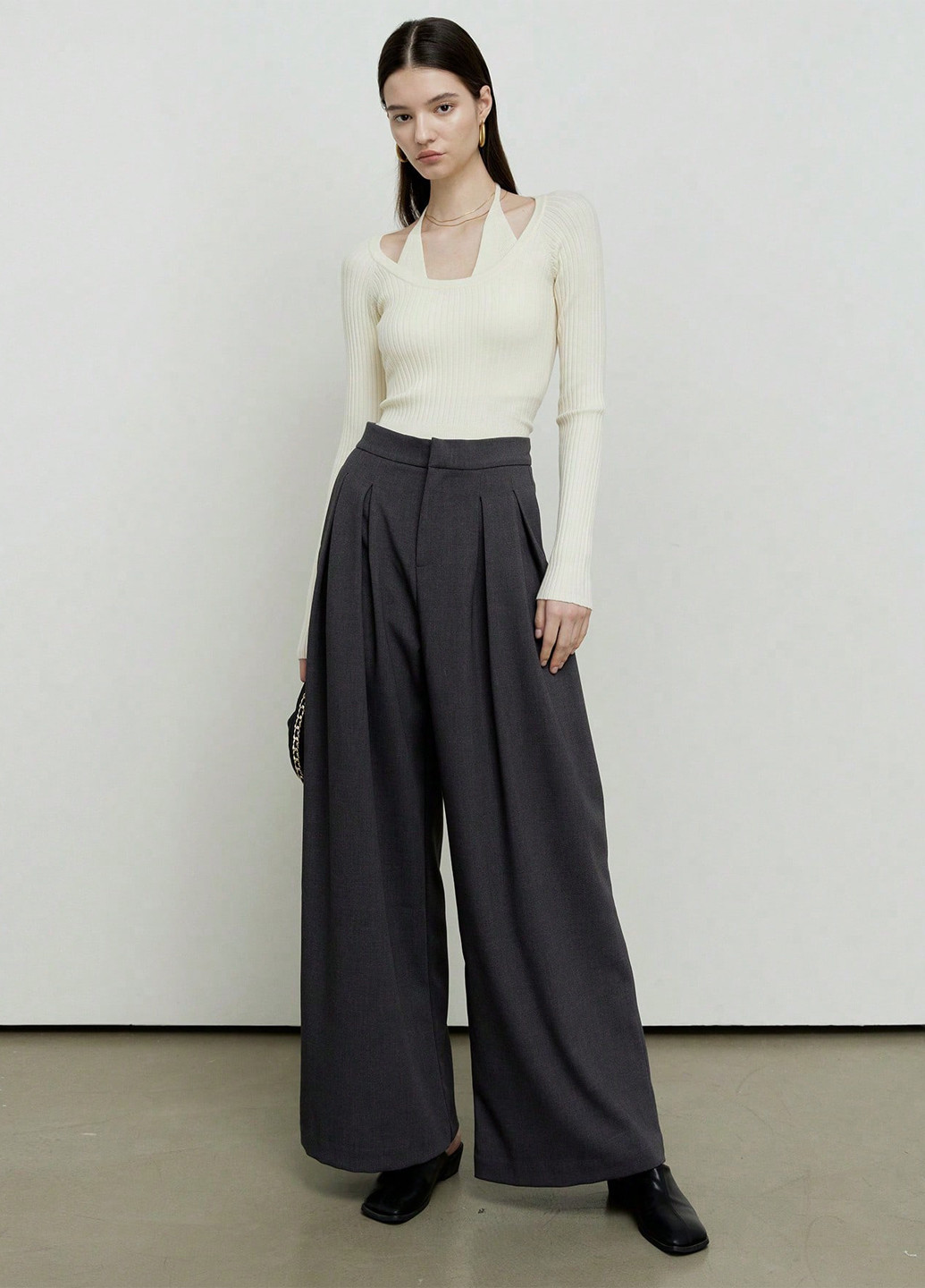 Бежевий демісезонний светр SHEIN