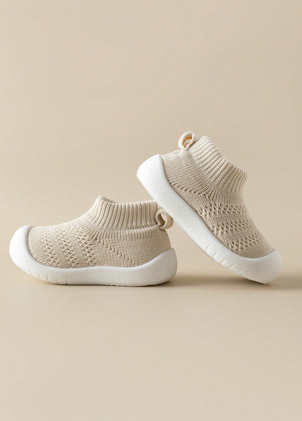 Светло-бежевые демисезонные кроссовки SHEIN