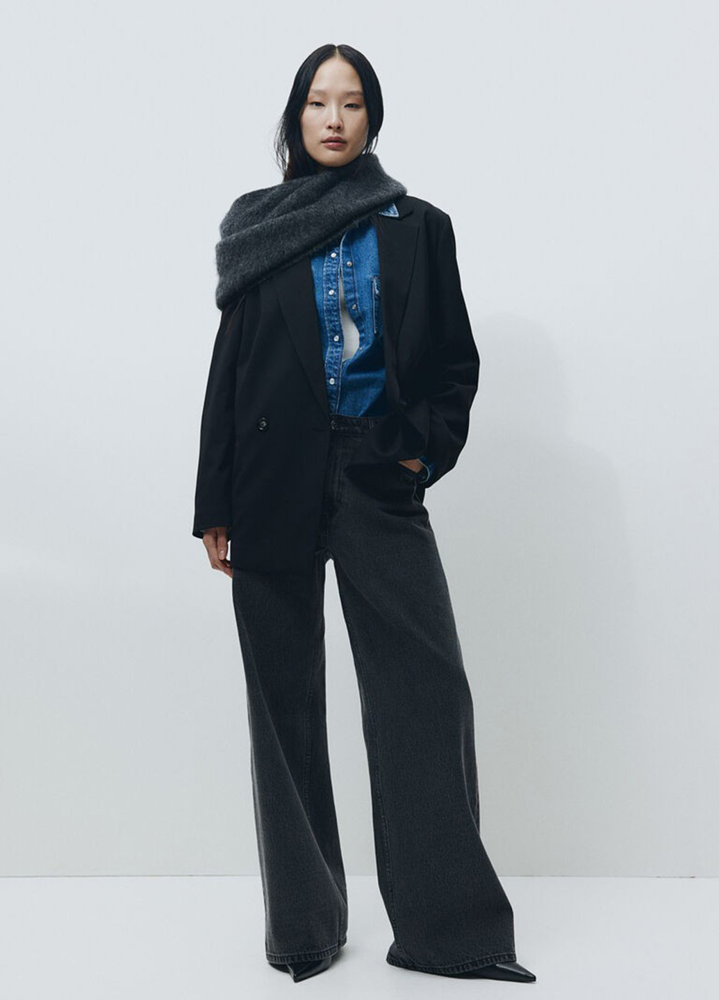 Черный женский жакет H&M однотонный - демисезонный