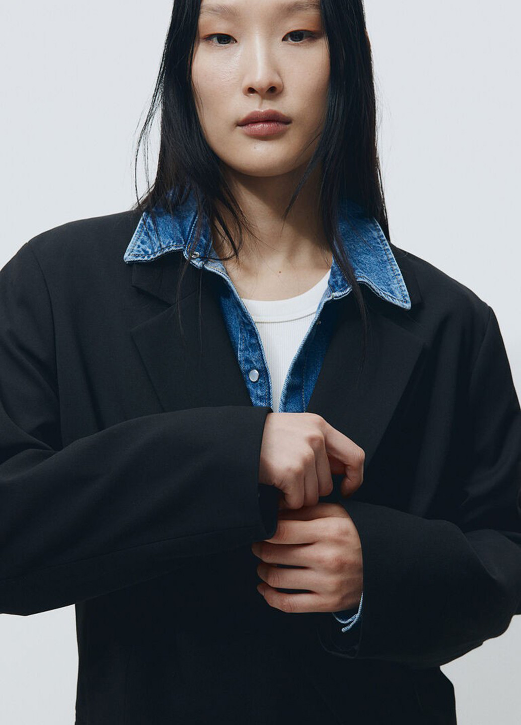 Черный женский жакет H&M однотонный - демисезонный