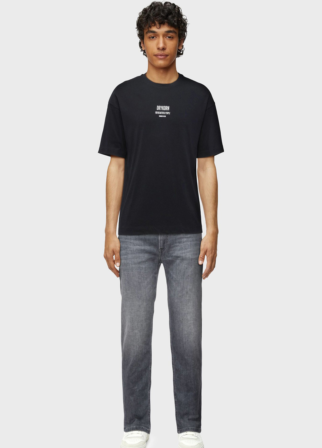 Черная футболка Drykorn
