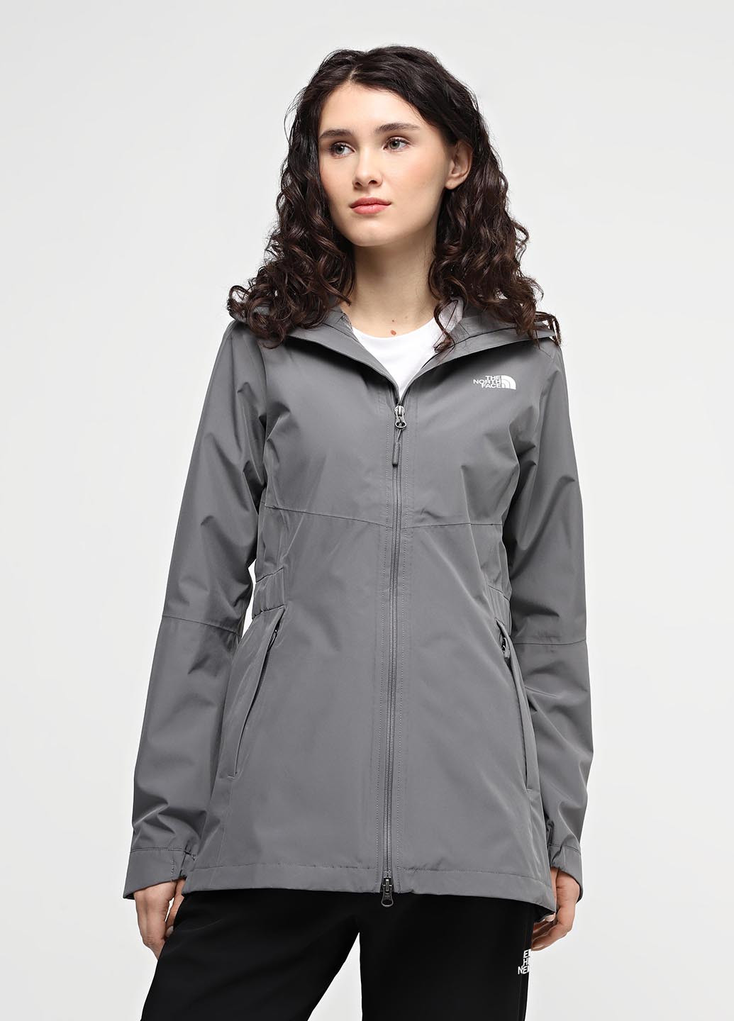 Серая демисезонная куртка The North Face