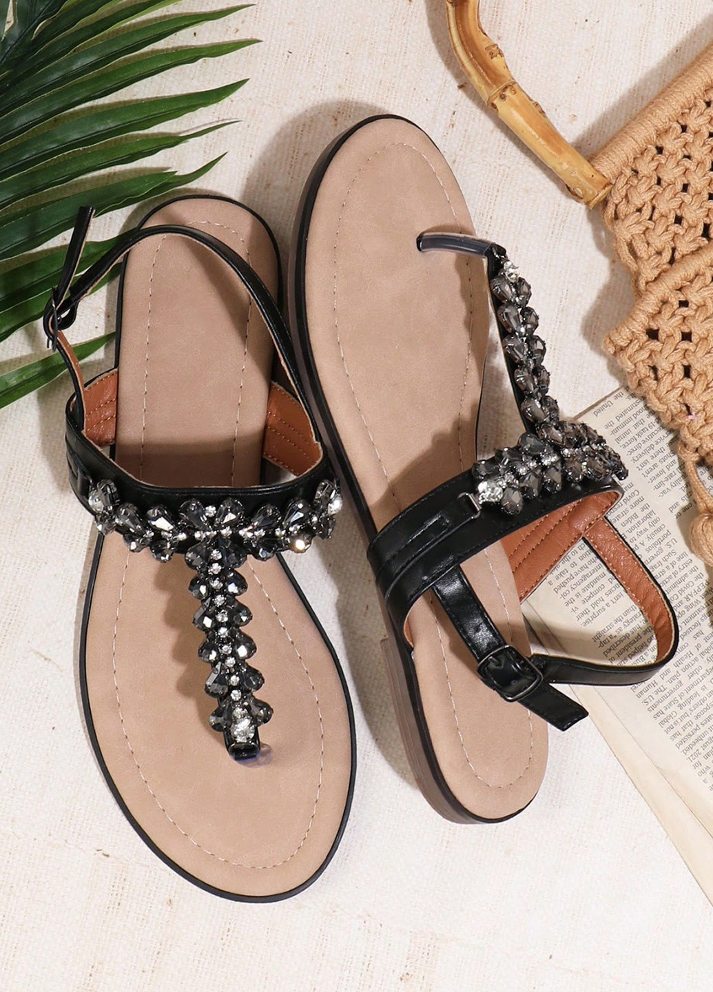 Черные кэжуал, пляжные босоножки SHEIN со стразами