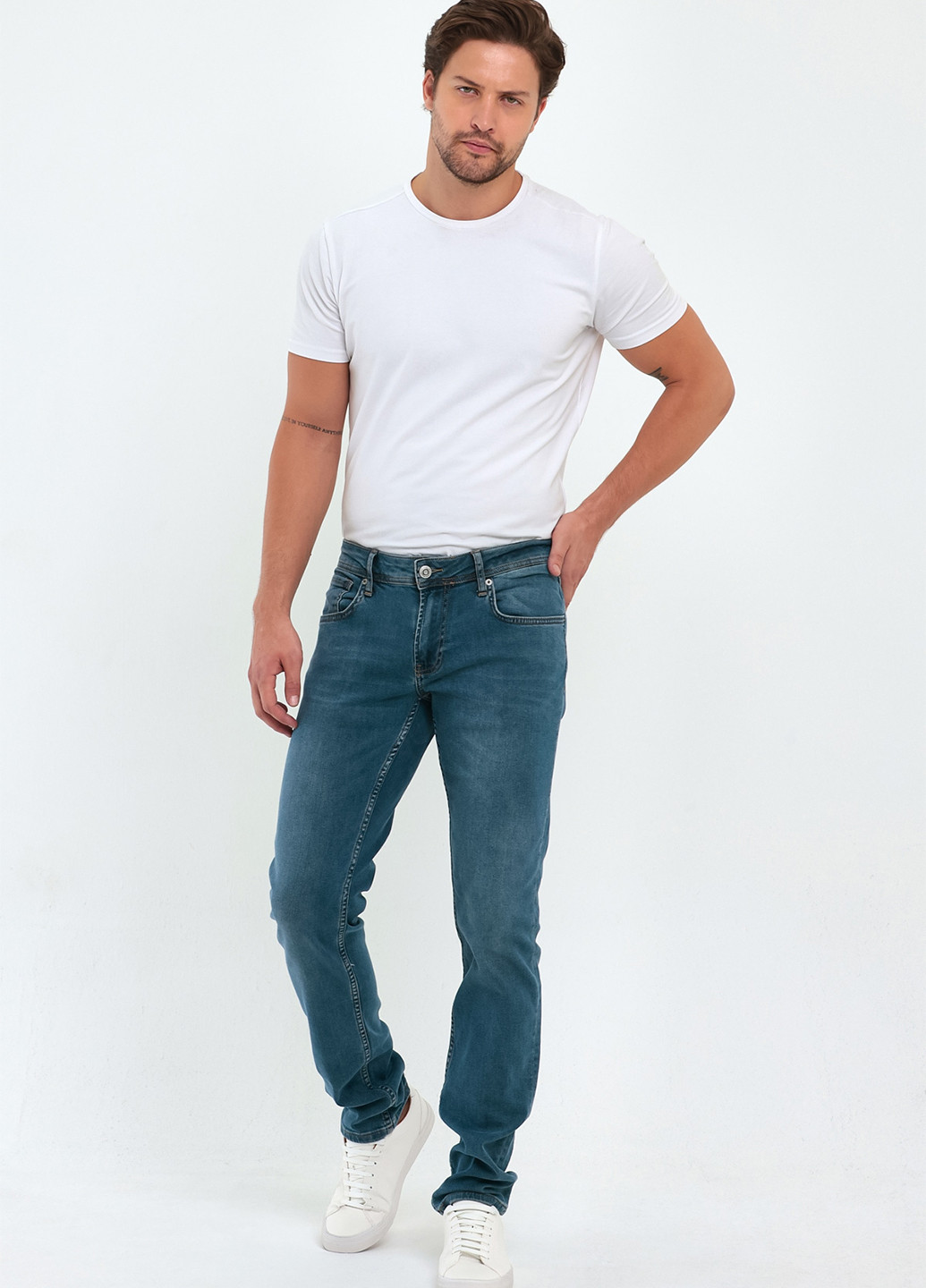 Светло-синие демисезонные слим джинсы Trend Collection